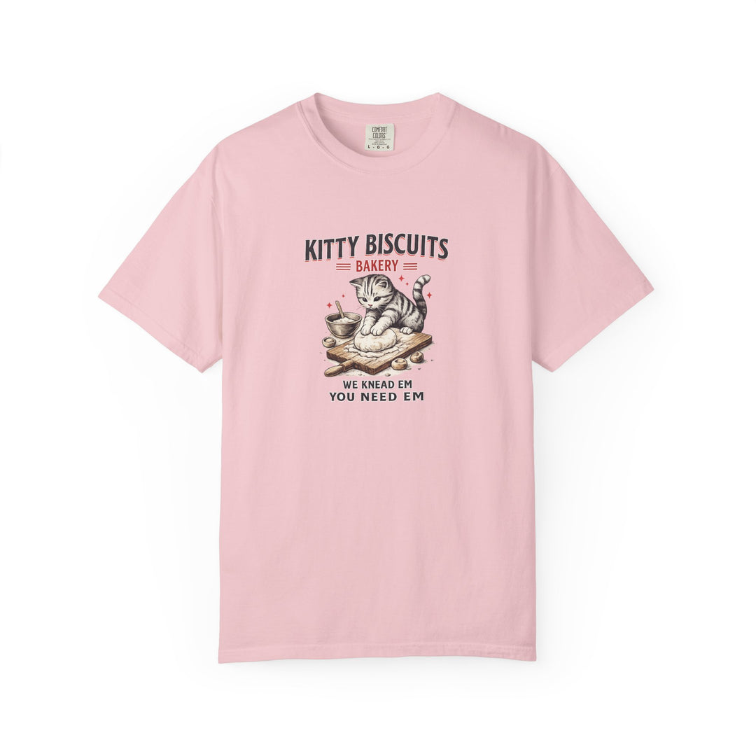 Kitty Biscuits Bakery T‑Shirt — Vintage Cat Baking Graphic Tee