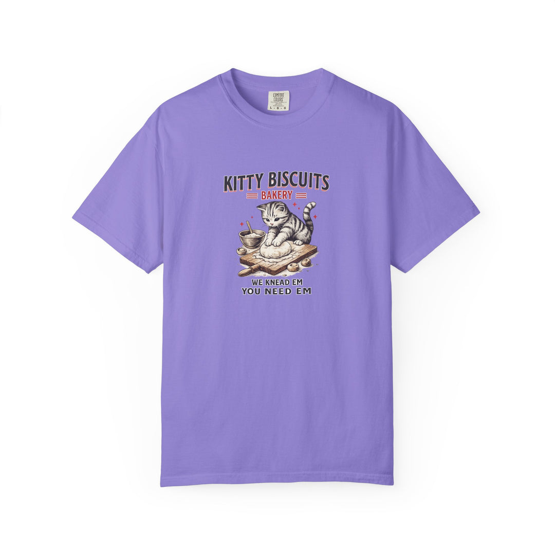 Kitty Biscuits Bakery T‑Shirt — Vintage Cat Baking Graphic Tee
