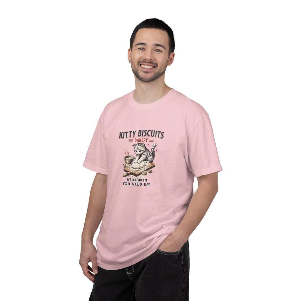 Kitty Biscuits Bakery T‑Shirt — Vintage Cat Baking Graphic Tee