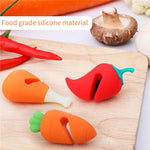 Load image into Gallery viewer, Silicone Anti-Overflow Lid Holder – Cartoon Pepper &amp; Carrot
