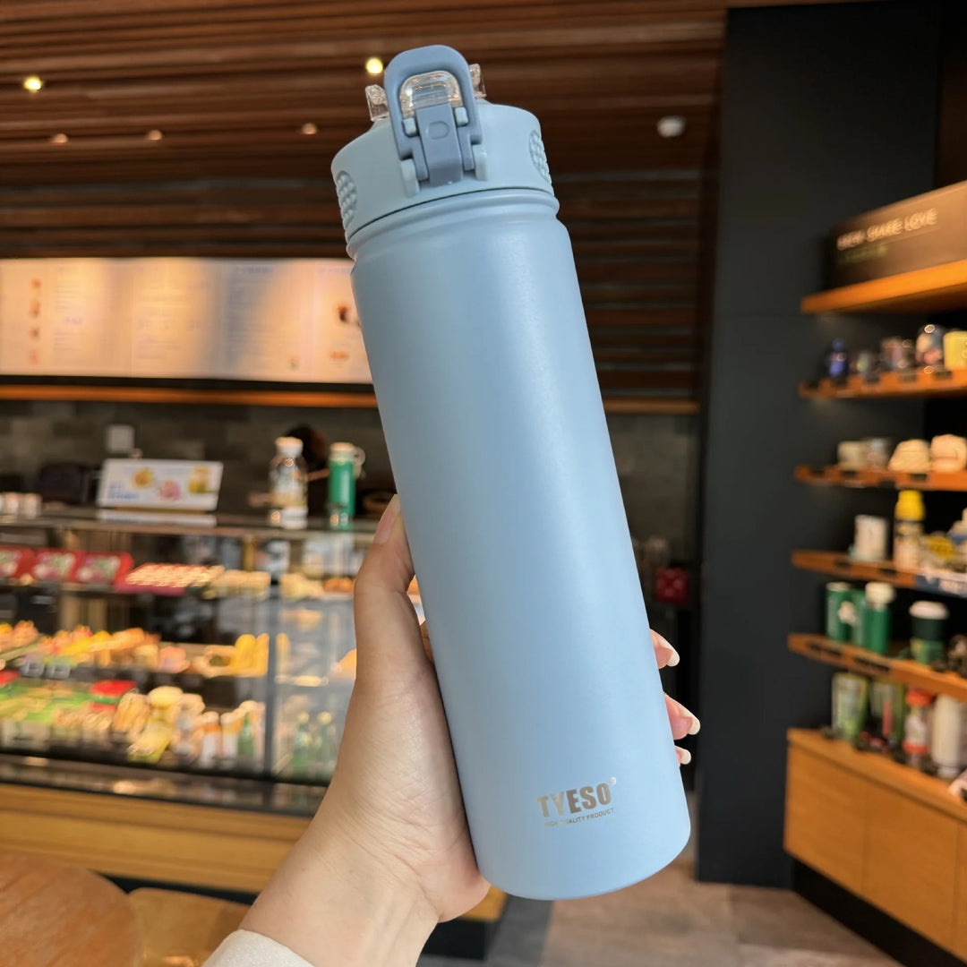 Insulated Straw Thermos Bottle – Leakproof Stainless Steel (750ml)