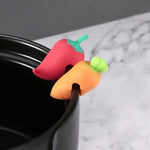 Load image into Gallery viewer, Silicone Anti-Overflow Lid Holder – Cartoon Pepper &amp; Carrot
