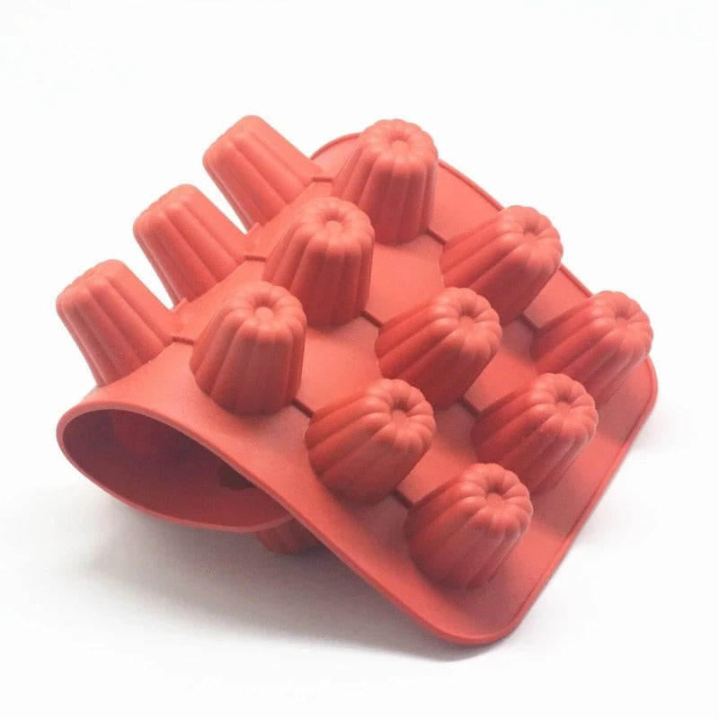 8/18-Hole Silicone Mold for Muffins, Cupcakes & Cakes