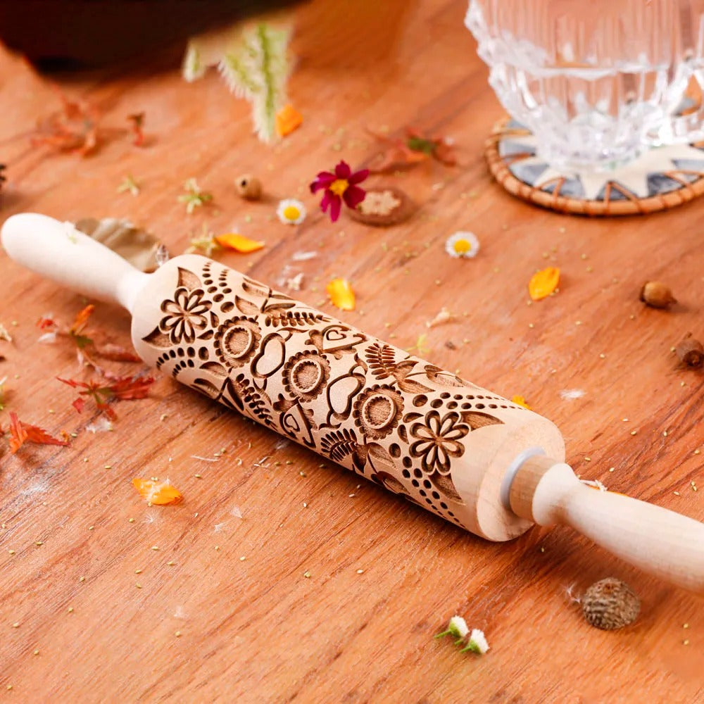 Sunflower Embossed Wooden Rolling Pin for Baking Cookies