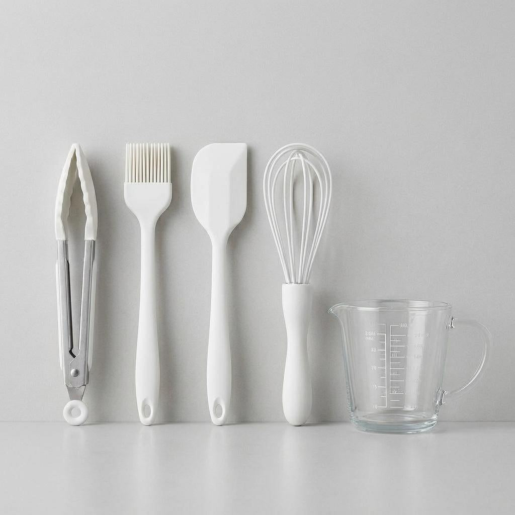 4-Piece Silicone Baking Tool Set – Non-Stick Whisk, Brush & Tongs